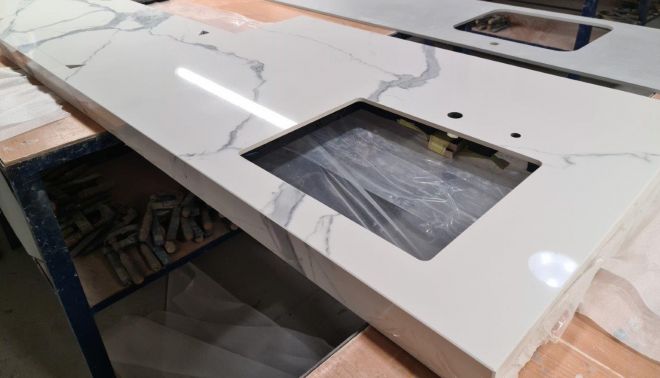 Kuchyňská deska z velkoformátové dlažby 12 mm