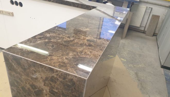 Výroba recepčního pultu