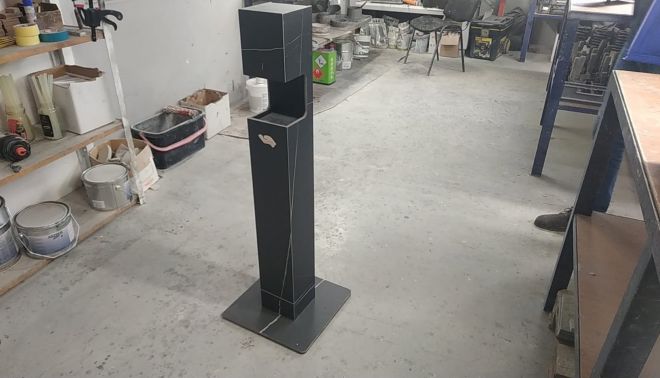 Stojan na dezinfekci