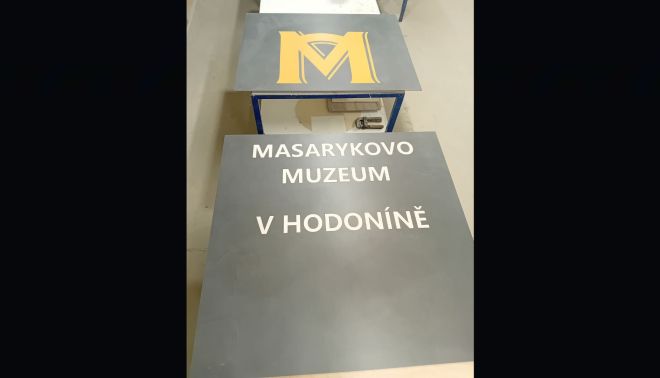 Logo Masarykova muzea v Hodoníně